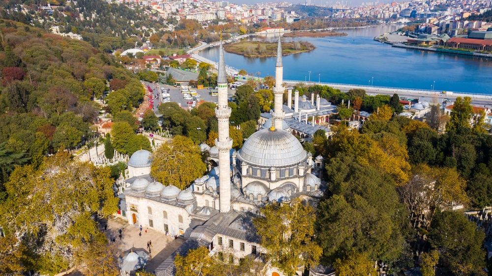 Eyup,Sultan,Camii,,Istanbul,,Turkey,,Aerial,View,Of,Eyup,Sultan